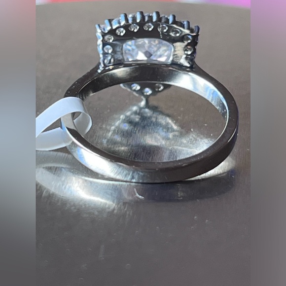 💍 🕯️💍DIAMOND CANDLE RING 🕯️💍🕯️ NWT 💍🕯️💍 - Picture 10 of 16